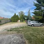 Les Du Castel *