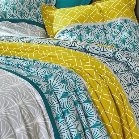 Les Du Castel Daire *